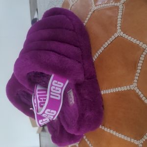 Ugg Fluff Yeah Slides